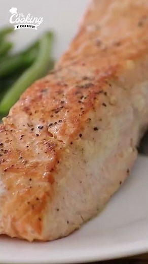 Salmon with Lemon Butter Sauce