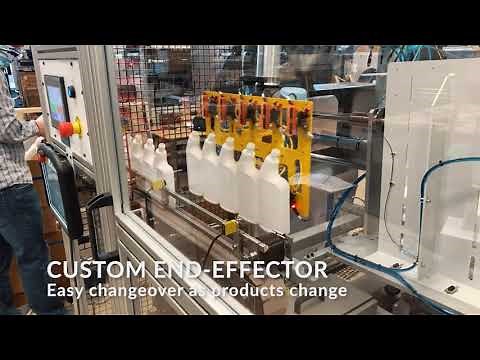 Case Packer Robot | Plastics Industry | Cobots | ONExia Inc.