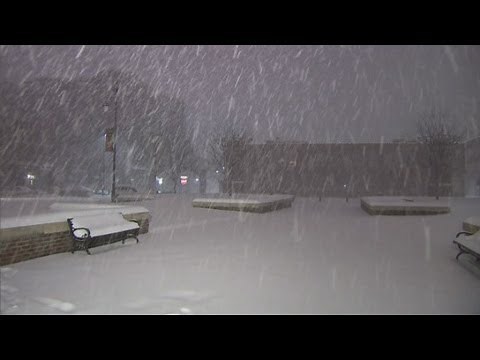 CNN cameras in Kansas capture "thundersnow"