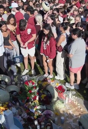 Buscan todavía al atacante de la Universidad de Brown. La policía dice que hay videos de seguridad en los que se le ve tranquilo caminando por la calle. El tiroteo revive un viejo debate sobre la violencia con armas, pero este año hay un dato interesante. En el video lo explico.