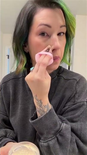 Testing out some new translucent powder #makeup #lauramercier