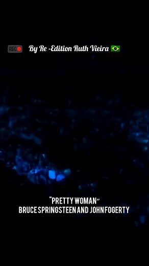 "Pretty Woman” Bruce Springsteen And John Fogerty in Madison Square Garden29 And 30 Of October 2009 in concert for 25 years of celebration in Rock & Roll Hall of Fame Destacar Bruce Springsteen Archives & Center for American Music Springsteen & Rock Music Rock N Roll Moment Rolling Stone Italia Music Magic Born To Run ROCK ANTENNE Rock & Roll Hall of Fame #BruceSpringsteen #estreetband #johnforgerty #Bruce #music #rock #theboss #thebest #numberone #tbtdehoje #seguidores10k #seguidoresfacebook #s