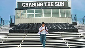 Νέo Music Video | Enrique Iglesias - Chasing The Sun