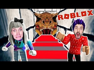 Roblox: AUS BURG ENTKOMMEN - Nina & Kaan von Drachen gefressen