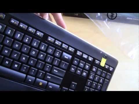 Logitech K800 wireless illuminated keyboard unboxing & overview