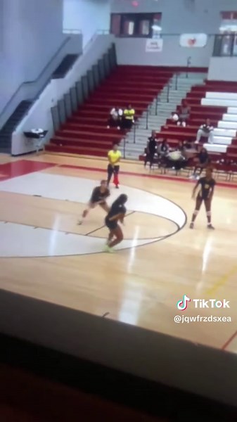 Volleyball Blooper Moments: A Relatable Collection