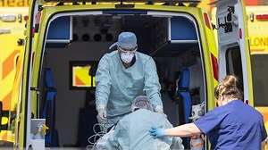 Global coronavirus death toll exceeds 100,000: Live updates