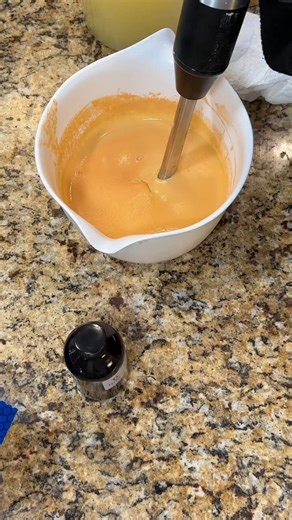 The making of my Liquid Gold Honey Goat Milk Soap. This is scented in honey and smells just like a honey stick. My hubby made me a scraper made of HDPE. I drew it and he carved it out and cleaned it up with a dremel. To emulate honey drips. Topped with gold honey drips. Then layered my honeycomb impression mat on top! I can’t wait to see the inside. My entire mold setup including impression mat made by the one and only @winni_and_walt #HoneySoap #GoatsMilkSoap #HandmadeSoap #SoapTherapyStyle #Sm