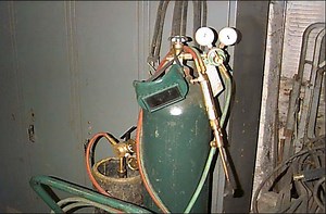 Cutting Torch Safety - Setup and shutdown Oxygen and Acetylene Torch