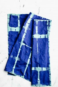 How to Tie Dye with Bleach - 5 Folding Techniques