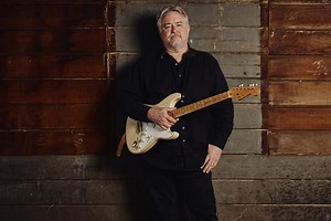 The “Beginner’s Guide to Rock Guitar” course at ArtistWorks is designed for adult beginners and first-time guitarists. Learn from Kevin Barry, an Associate Professor at the Berklee College of Music, as he guides you through basic guitar chords, picking and strumming techniques, and beginner music theory all in the context of classic rock songs you know and love. Get hundreds of video lessons, tabs, backing tracks and the added option to get the feedback you need through Video Exchange®. Sign up 