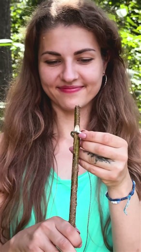 Bow Saw Basics — How to Use & Maintain for Campers