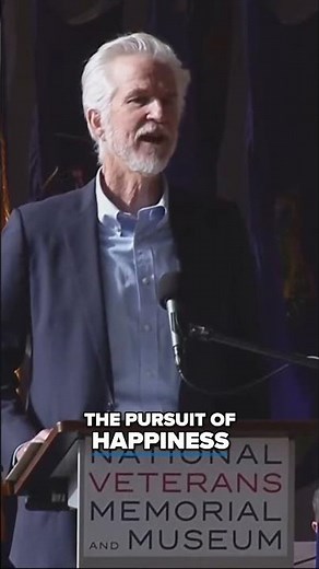 Matthew Modine gives keynote speech at National Veterans Memorial and Museum