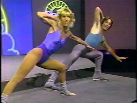 MORNING STRETCH (1984 Aerobics Program) - Joanie Greggains