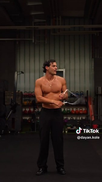 Mr. lova lova skipping with the rope-a 😅 The rope I use -> @swissskip | skipping