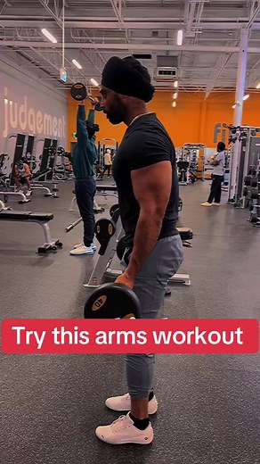 Try this arms workout, these basic exercises will give you pump and size. #armsworkout #armsday #bicepsworkout #gymmotivation #strongarms