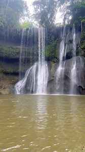 142K views · 2.9K reactions | El hermoso sonido de la naturaleza ☺️ cascada Salto de Oro Pedro Carbo | Chachovago | Facebook