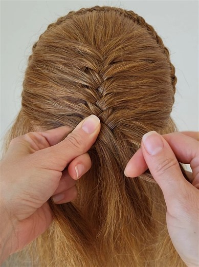 Easy Fishtail Braid for Short Hair – Fast How-To (Step-by-Step)