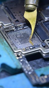 115K views · 2.9K reactions | How mobile phone's CPU been soldering? Immersive view of Android CPU reballing. #androidrepair #reballing #phonerepair #microsoldering #microsoldering | REWA Tech | Facebook