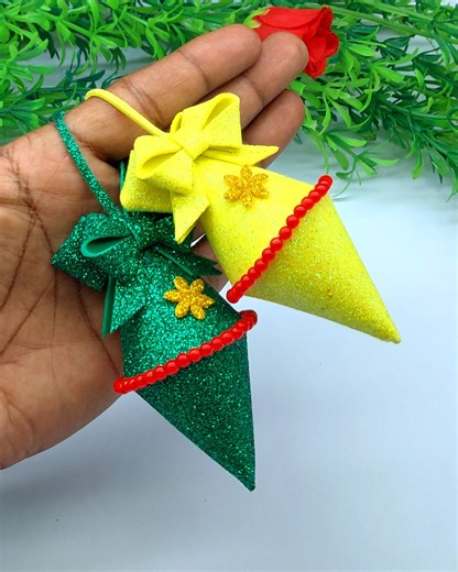 🎄In this tutorial, we'll show you how to create a beautiful and unique Christmas tree topper from the comfort of your own home! This easy-to-follow guide is perfect for crafters of all skill levels.🎄 #ornaments #handmade #Christmas | Origami Art & Crafts