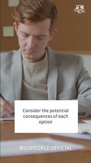 Making the Right Decision | Decision Making Made Easy | Improve Your Decision Making Skills #shorts