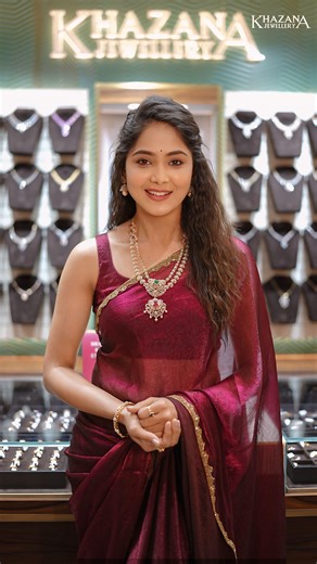 Mokshitha Pai on Instagram: "You know that feeling when a place instantly makes you feel special? That’s exactly what happened here. ✨ From heritage-inspired bridal pieces to diamonds that feel made for today’s woman, Khazana Jewellery truly feels like a dream brought to life. And with the Great Diamond Sale on, offering up to 25% off on diamonds and making charges, this feels like the perfect moment to fall in love with diamond jewellery all over again. 💎👑 #KhazanaJewellery #DiamondJewellery