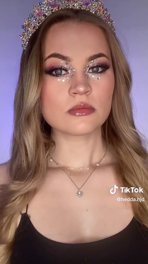 QUEEN OF HEARTS ❤️ #foryoupage #fyp #queenofhearts