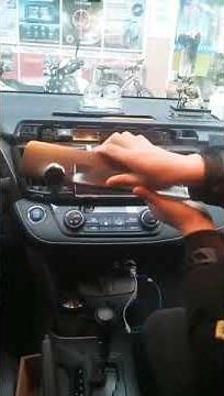 Toyota RAV4 2013-2018 Factory Car Stereo Removal