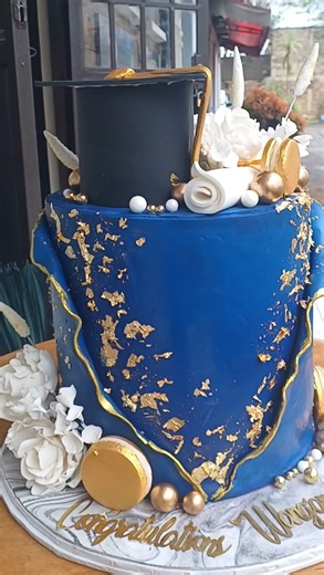 Graduation Cake Ideas: Creative Designs & Tips
