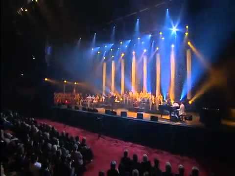 STRATO-VANI Medley: CIRCUS RENZ + RADETZESKY MARCH Live in Concert 2008