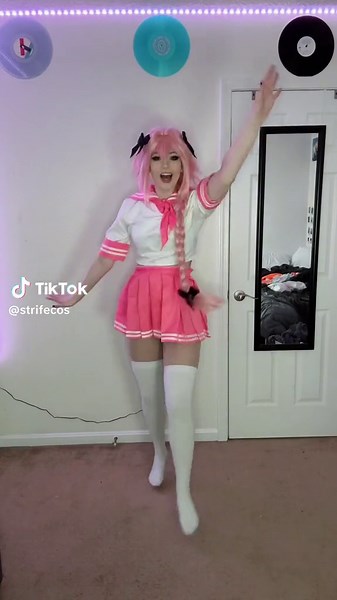 Astolfo Cosplay: Full FGO Astolfo Transformation