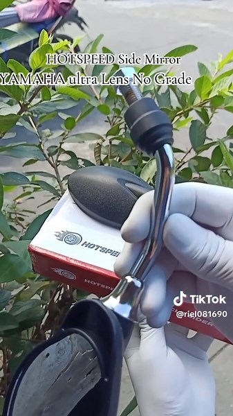 Universal HotSpeed Side Mirror and Yamaha Ultra Lens