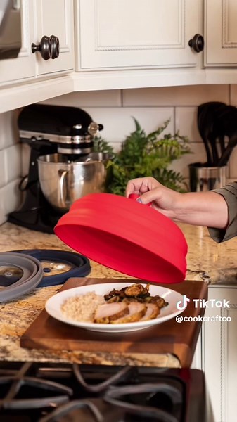 Revolutionize Your Kitchen with CookCraft Collapsible Cover
