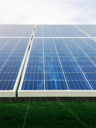 Micro Inverters Explained#cebucity #fyppppppppppppppppppppppp #solarinstallation #supportsmallbusiness #solarpowersystem #fyp #office #education #cebu