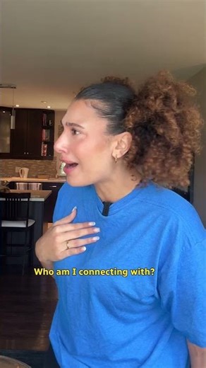 LinkedIn Basics for Students 🤔 #tutorial #LinkedIn #Student #HighSchool #Skit #StreetCents