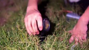 Christmas Laser Projector, IP65 Waterproof Laser Light With RF Control, Red & Green Christmas Decorative Patterns Stage Light Projectors for Indoor/Outdoor, Garden, Patio, Wall Parties & Xmas Deco