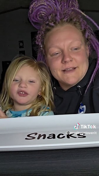 Assemble 6 Oreos 6 Ways with us #fyp #oreos #foodreview #snackplate #girldinner