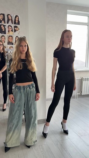 Behind the Scenes of Modelling: Work on the Runway