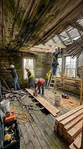 Abandoned Wooden House Restoration | Stunning American Cabin Renovation Timelapse🇺🇲