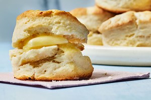 These 2‑Ingredient Biscuits Are The Southern Shortcut You’ll Make Every Week