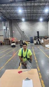 Vamos a usar el Cherry Picker order picker amiento de Forklift ￼