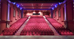 The Last Row Seats Aren’t The Best. Here’s How You Can Choose The Best Seats In A Movie Hall & Why - ScoopWhoop