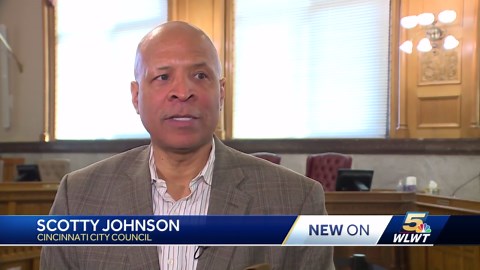 Cincinnati considers ordinance to crack down on loitering at Metro transit centers