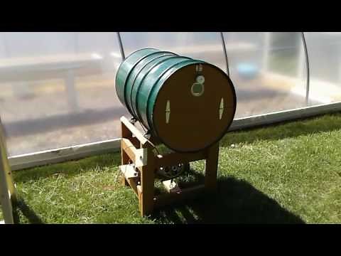 How to make a rotating composter