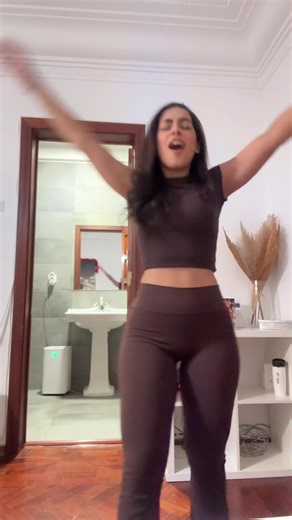 Luiza (@luizargs)’s videos with DREAM GIRL FUNK BRASIL - JEI AM MUSIC