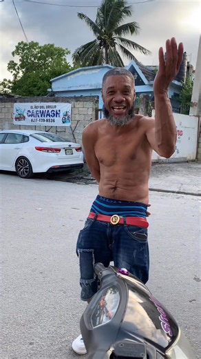 El primer día de Narí vendiendo poteco la familia se lo quebró 🤣🤣 seguidores & todos | Multimedia TV