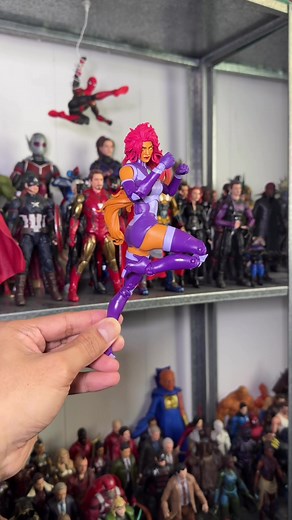 The incomparable Starfire from DC Comics Teen Titans from Mcfarlane Toys DC Multiverse. While very overpriced and lacking of accessories considering it is a collectors Edition figure, she looks great and really striking on the shelf. Comes with all the standard Mcfarlane Toys Articulation. Just wished that Blackfire wasn’t made to be the chase though 💀. #mcfarlane_toys_official #mcfarlanetoys #starfire #teentitans #titans #dccomics #dcstudios #toyphotography #actionfigurecollector #justiceleagu