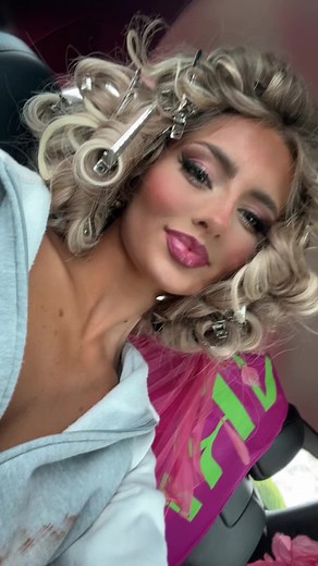 Yellow Short Prom Dresses and Prom Girl Izzy Darnell