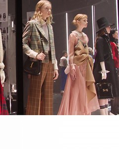 Unveiling what lies behind the curtains, Alessandro Michele’s Gucci Fall Winter 2020 women’s collection debuted inside a rotating structure featuring a neon lit metronome. Discover more on.gucci.com/_GucciWomensFW20. | Gucci