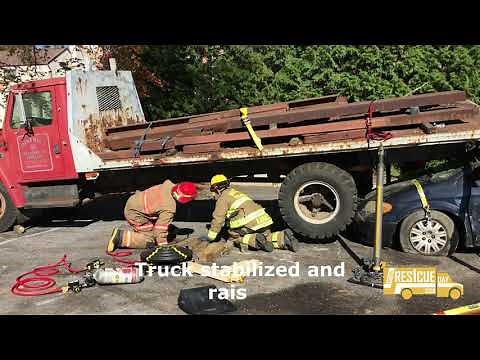 Vehicle extrication demonstration